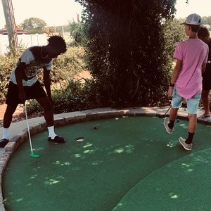 Meet your Posher, Cooper